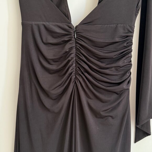 Michael Costello Morgan Gown (Revolve) - Picture 10 of 11